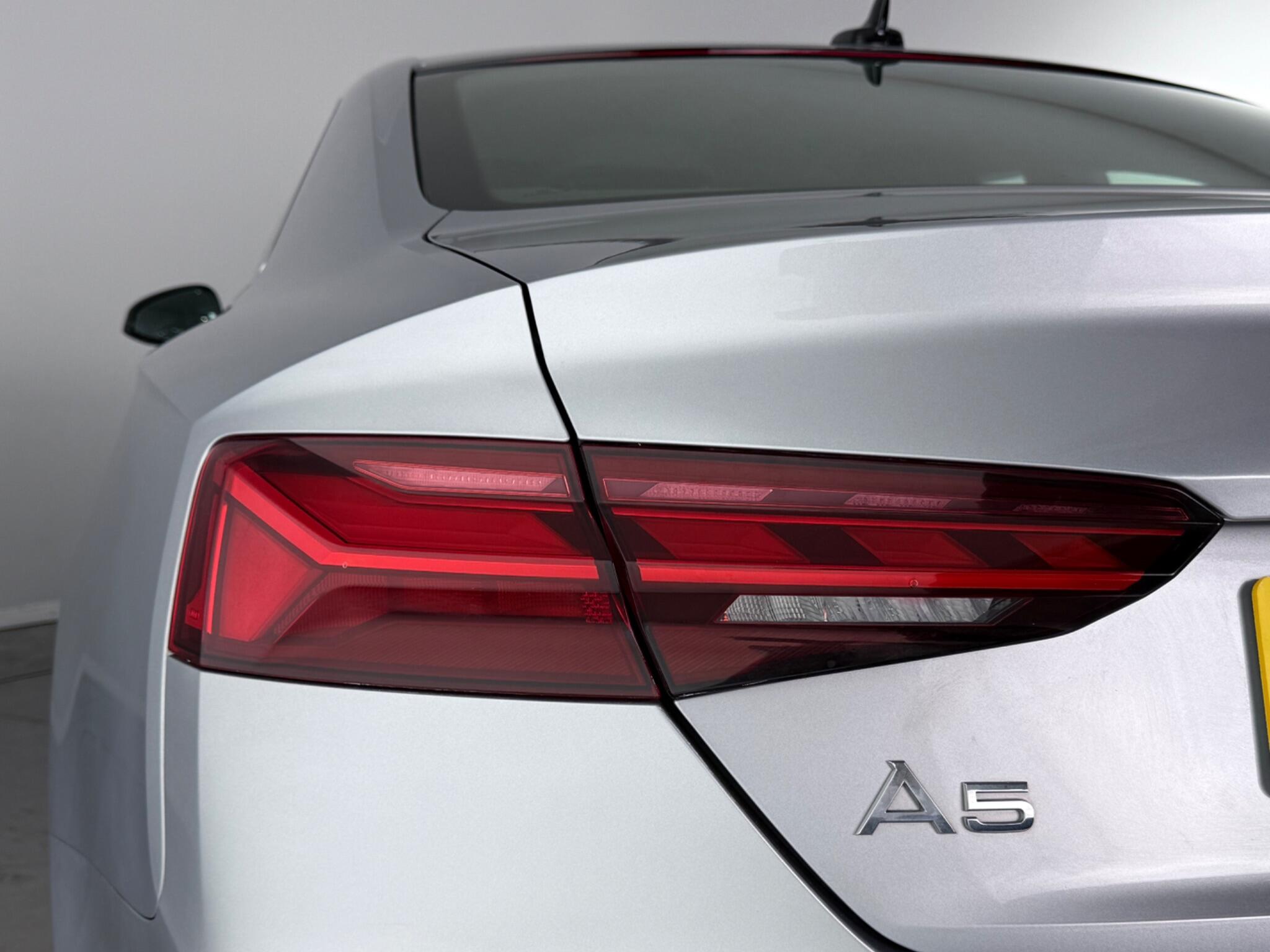 Audi A5 view 11