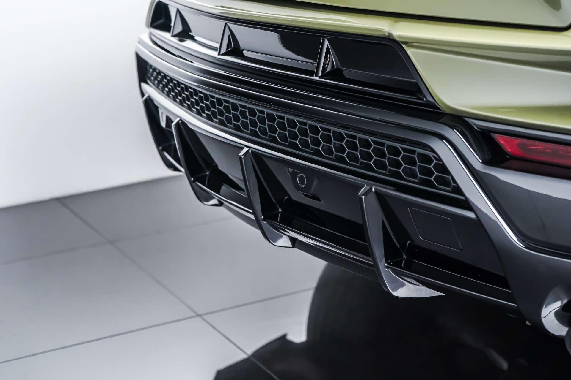 Lamborghini Urus view 22