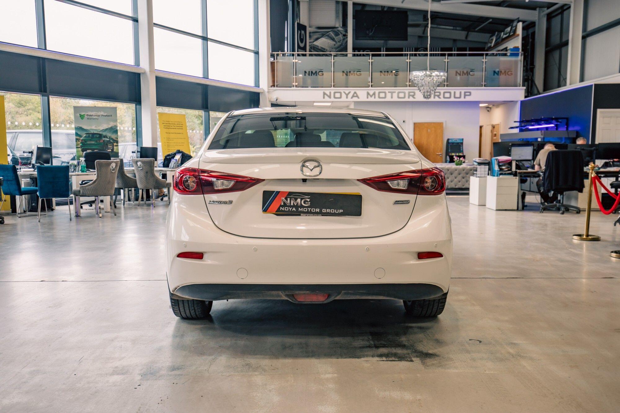 Mazda Mazda3 view 28