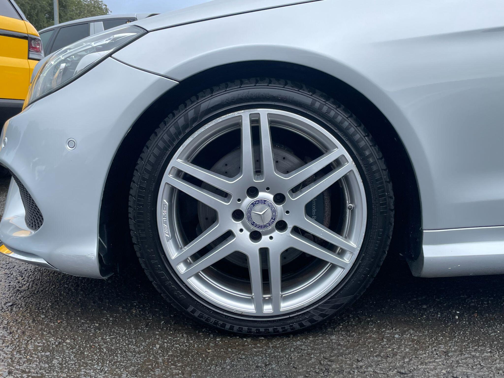 Mercedes-Benz E-Class view 10