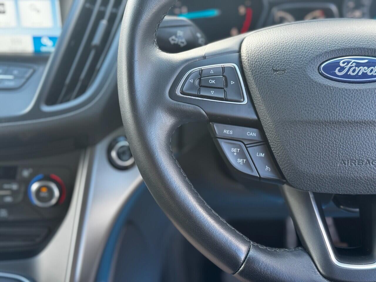 Ford Kuga view 45