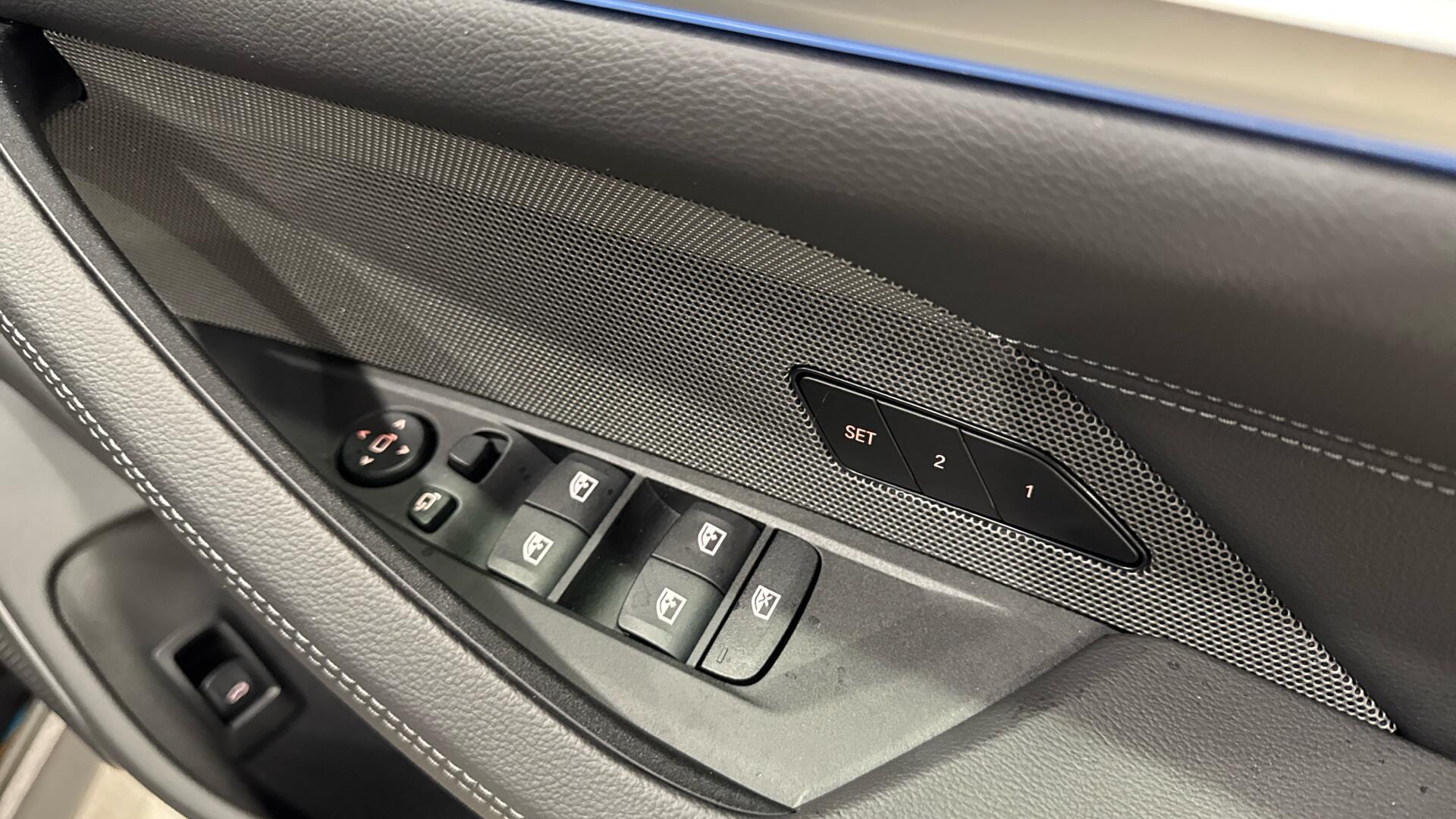 BMW I4 view 26
