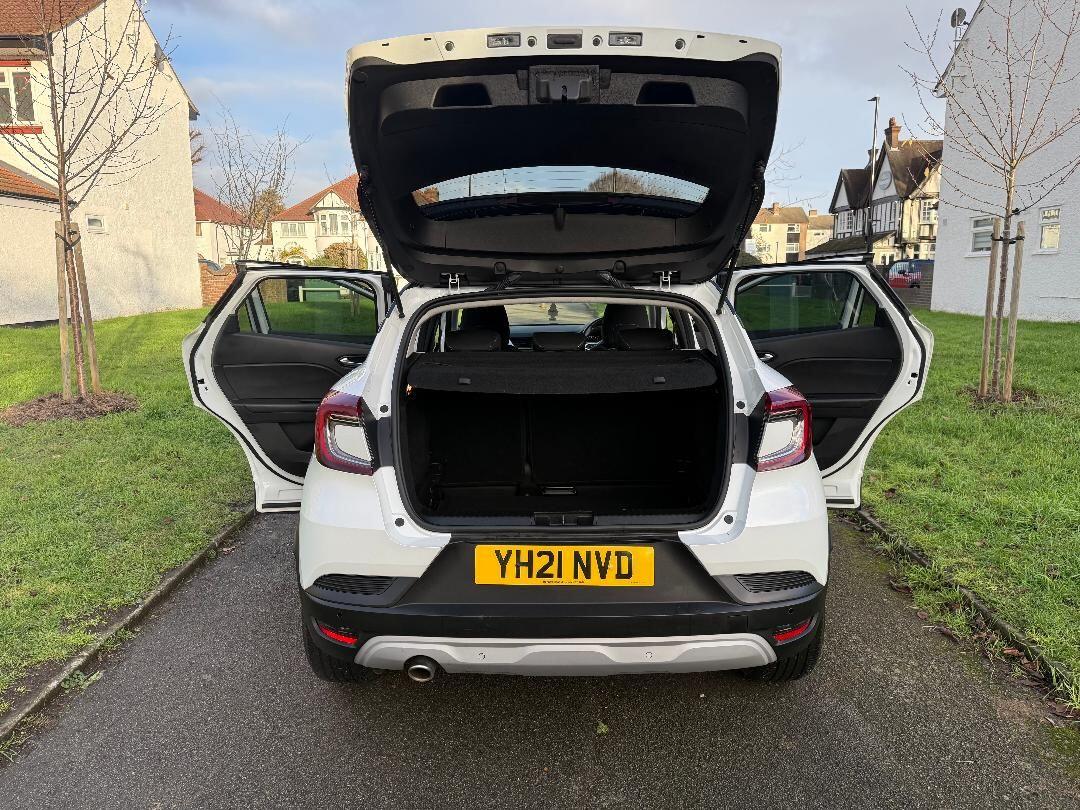 2021 Renault Captur 1.3 TCe Iconic EDC Euro 6 (s/s) 5dr • 36,000 miles image 30
