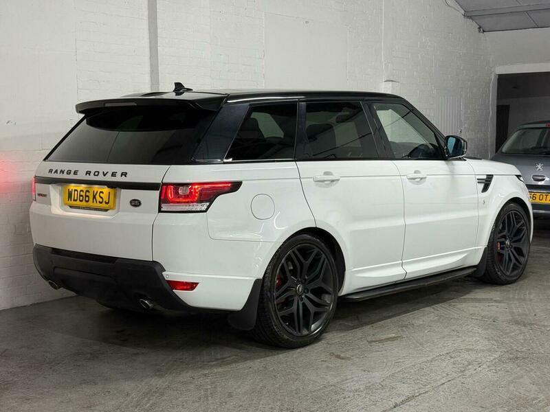 2017 Land Rover Range Rover Sport 3.0 SD V6 HSE Dynamic Auto 4WD Euro 6 (s/s) 5dr • 97,500 miles image 18