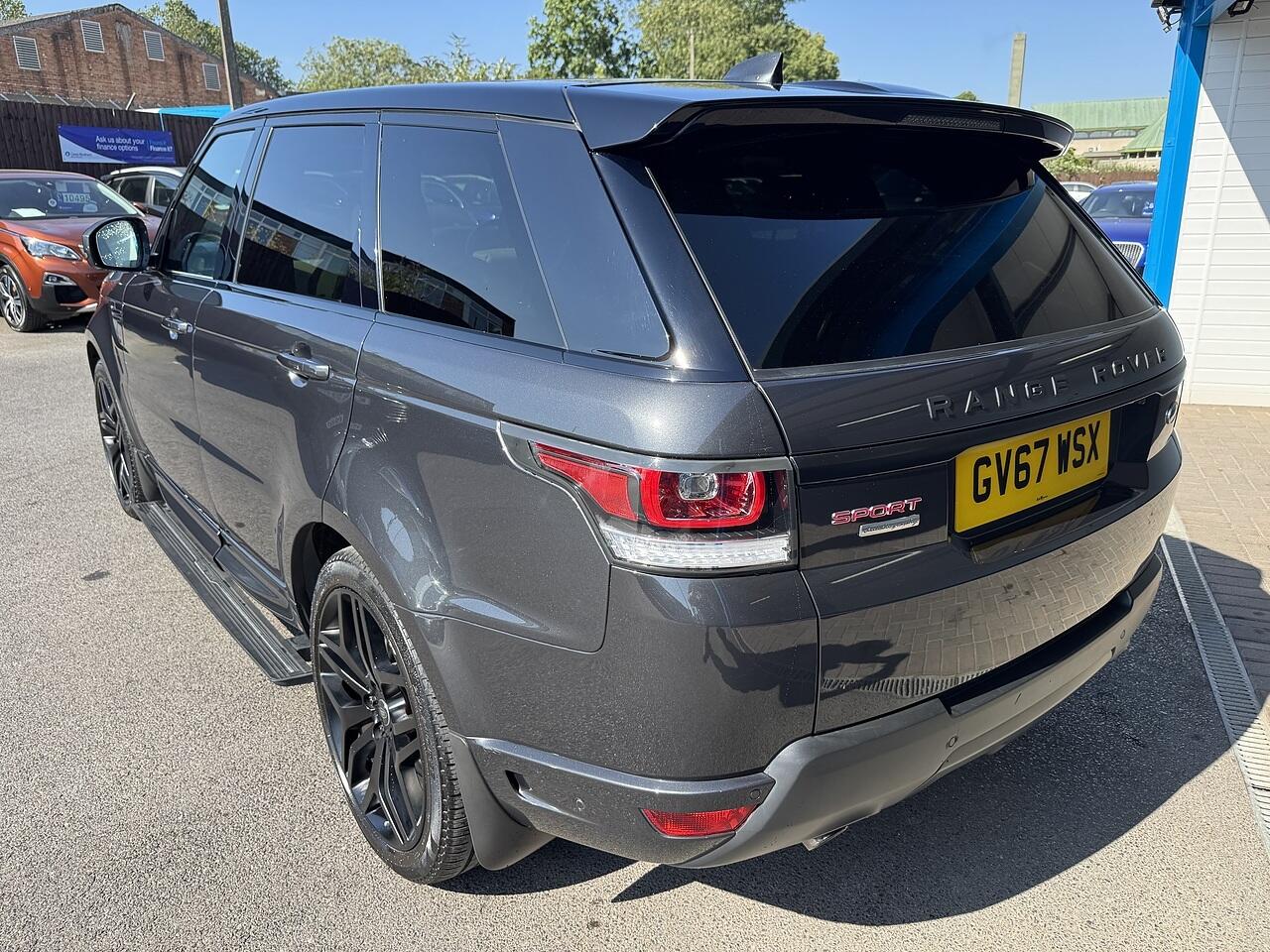 Land Rover Range Rover Sport view 6