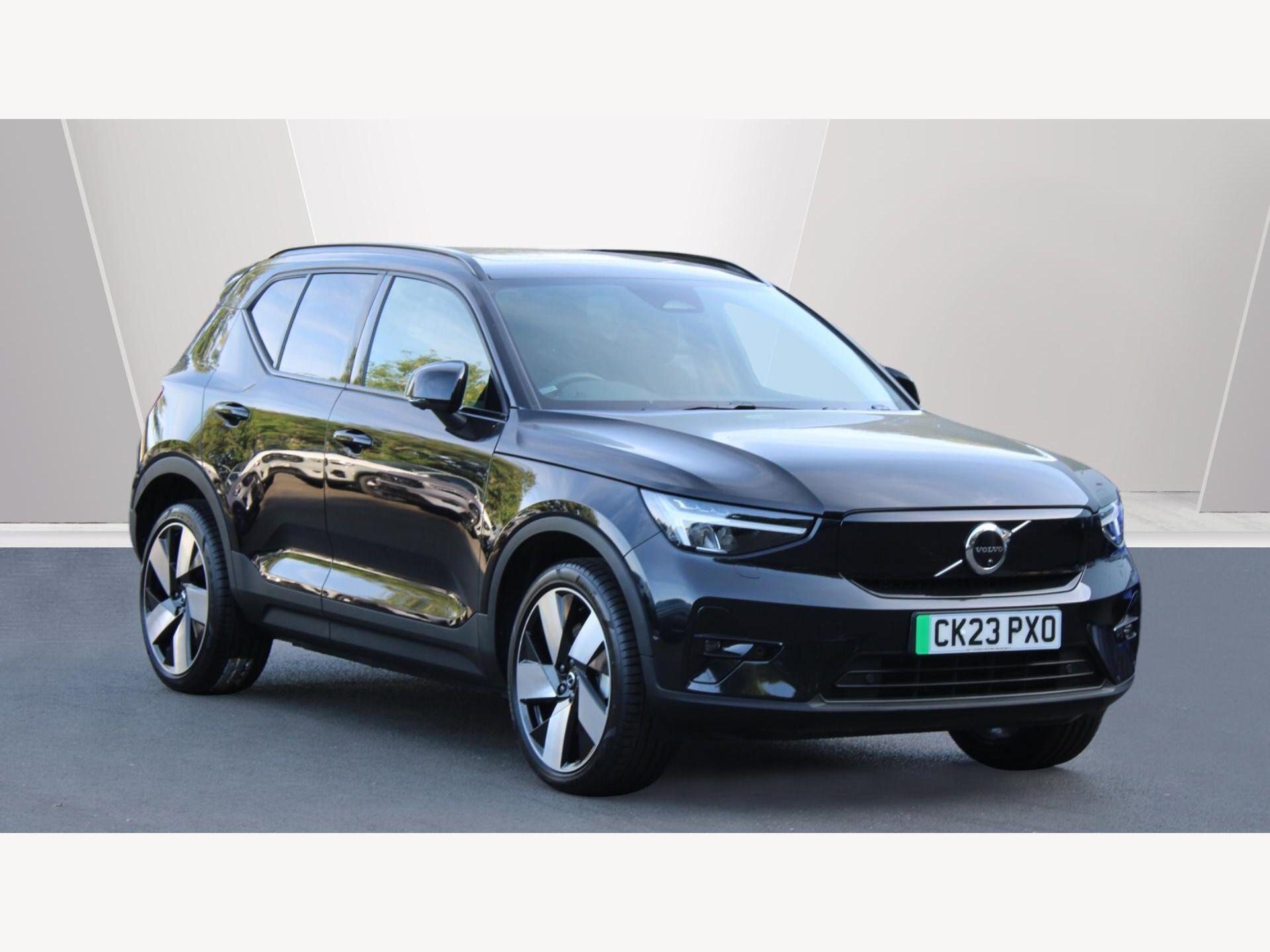 2023 Volvo XC40 in Black for sale