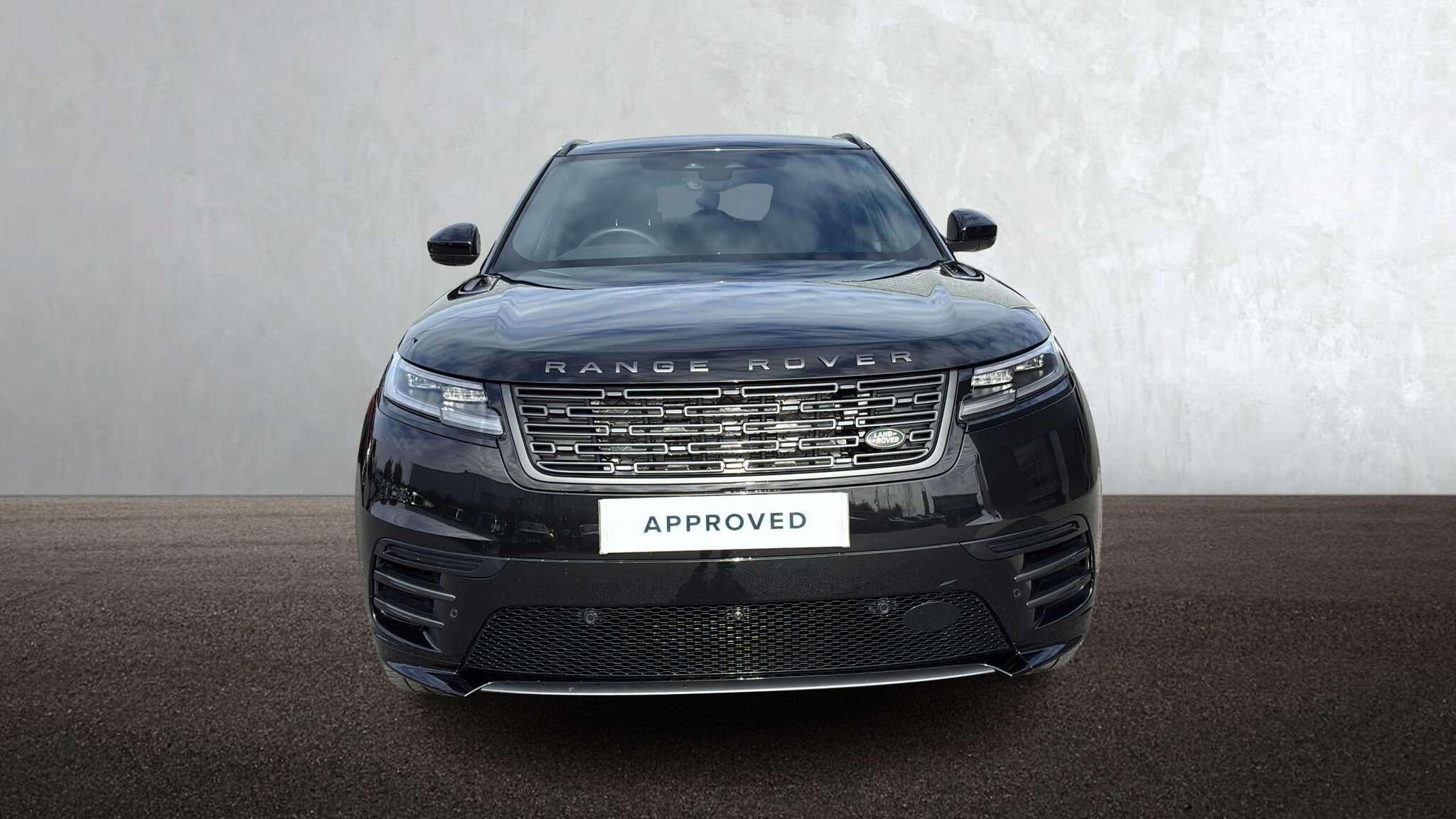 Land Rover Range Rover Velar view 7