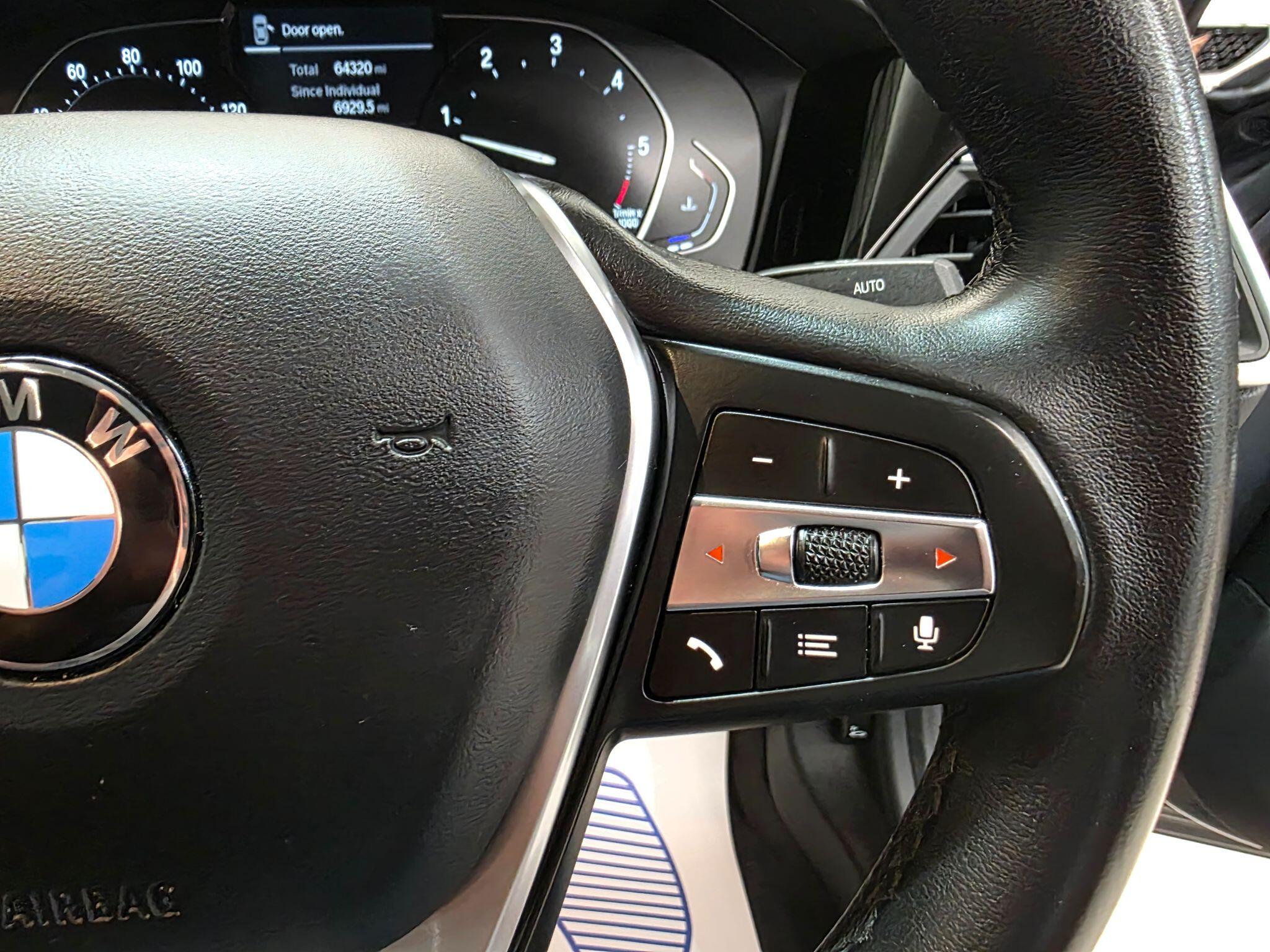 BMW 3 Series view 18