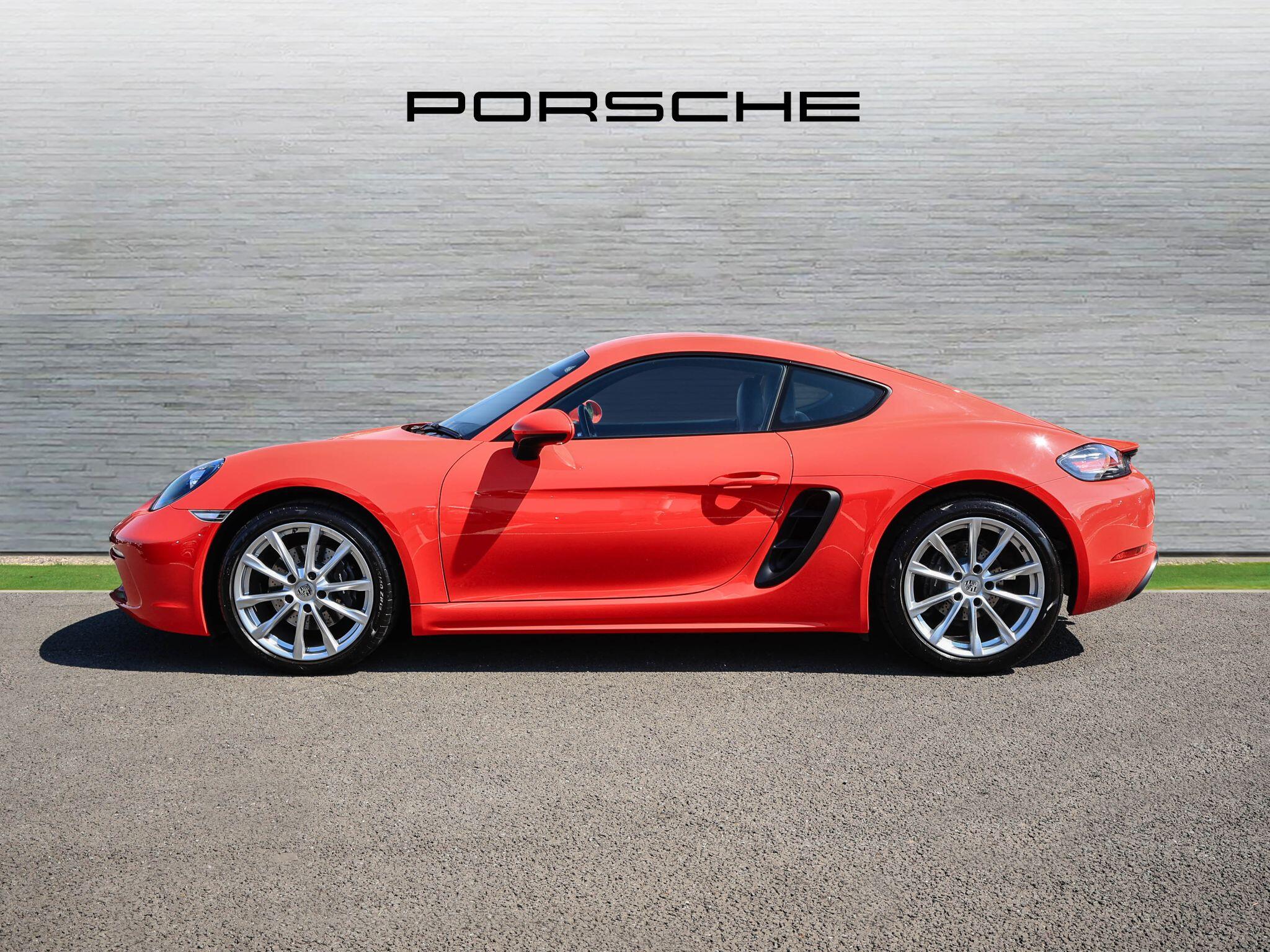 Porsche Cayman view 34