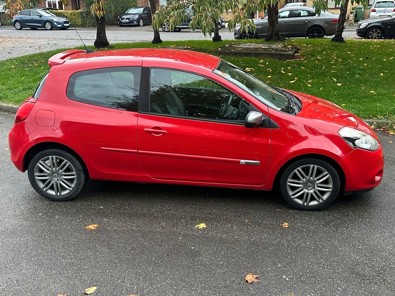 2011 Renault Clio image 4