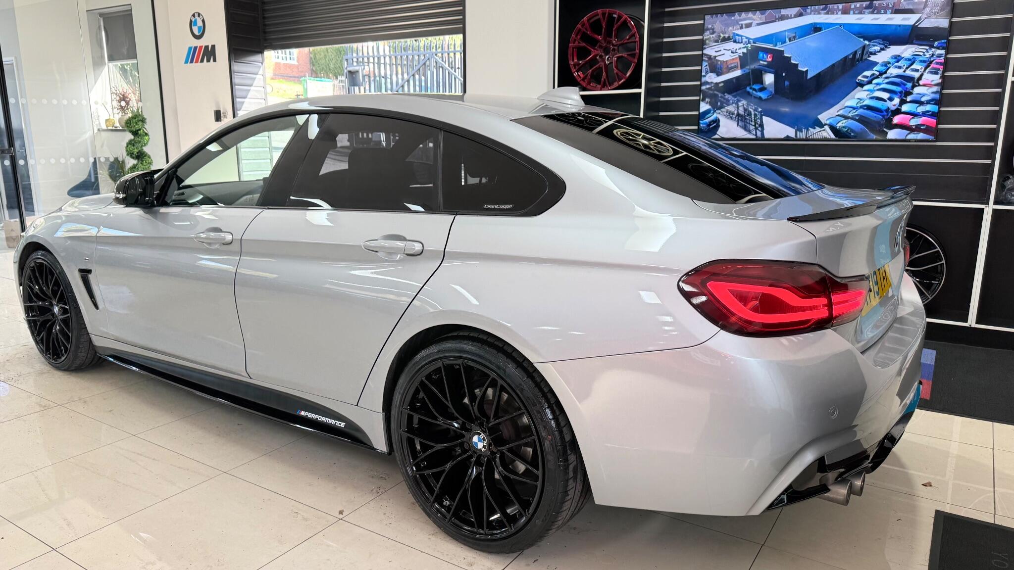 BMW 4 Series view 22