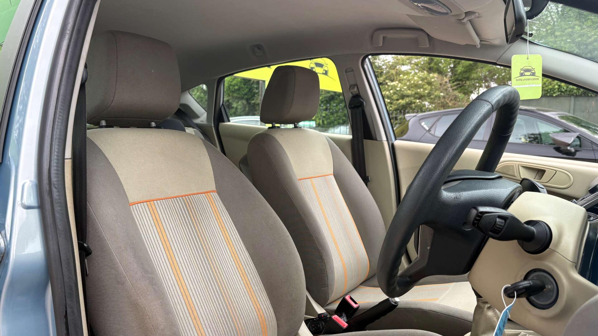 Ford Fiesta view 8