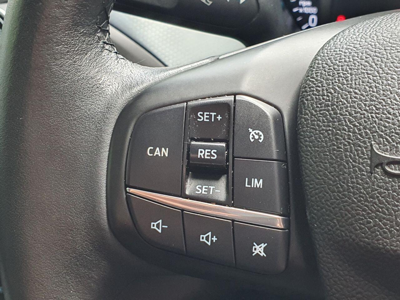Ford Focus view 35