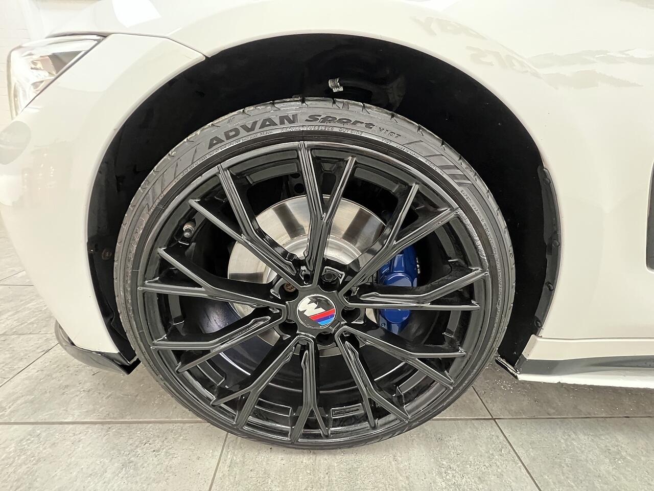 BMW 4 Series view 19