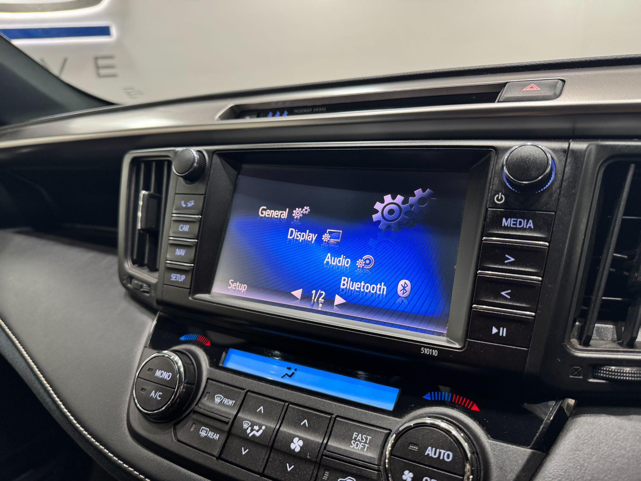 Toyota Rav4 view 22