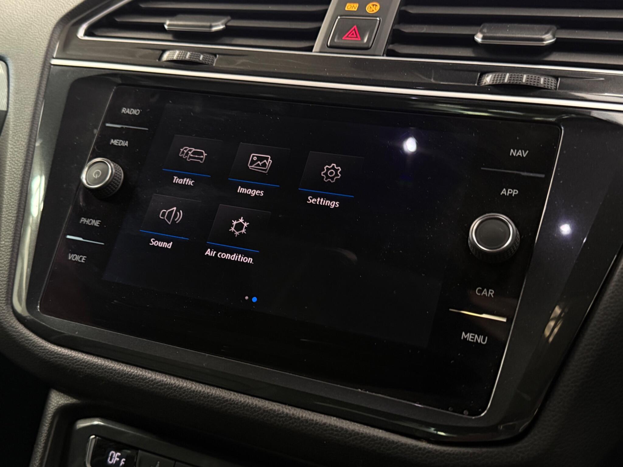 Volkswagen Tiguan view 25