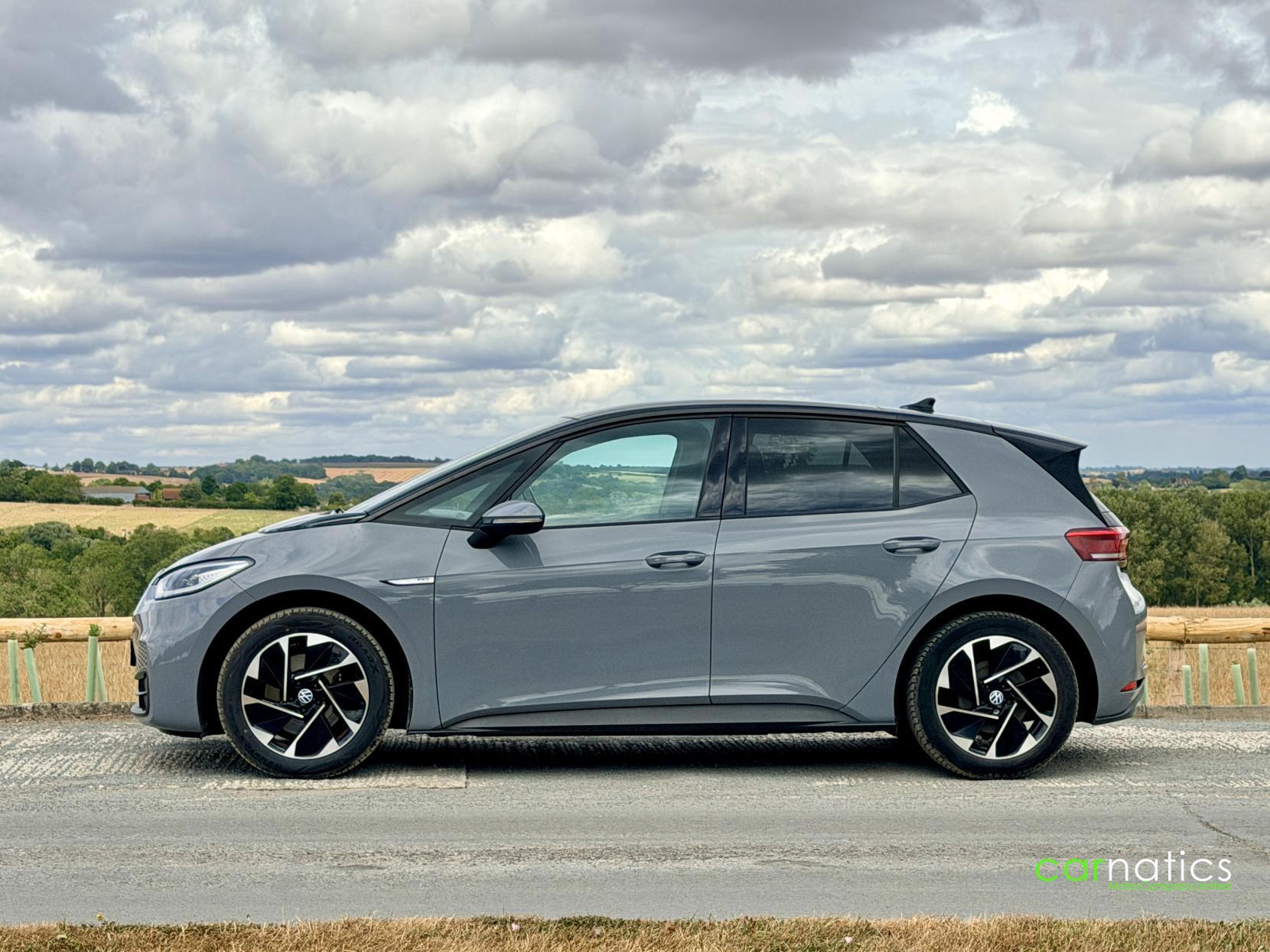 Volkswagen Id.3 view 5
