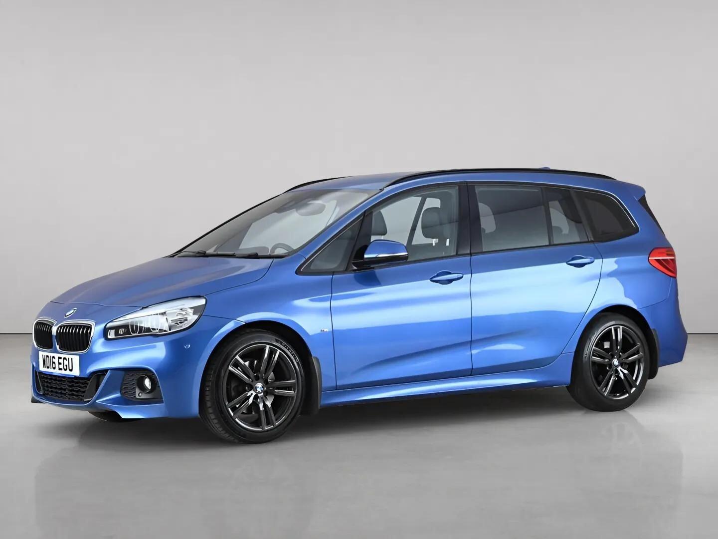 BMW 2 Series view 2