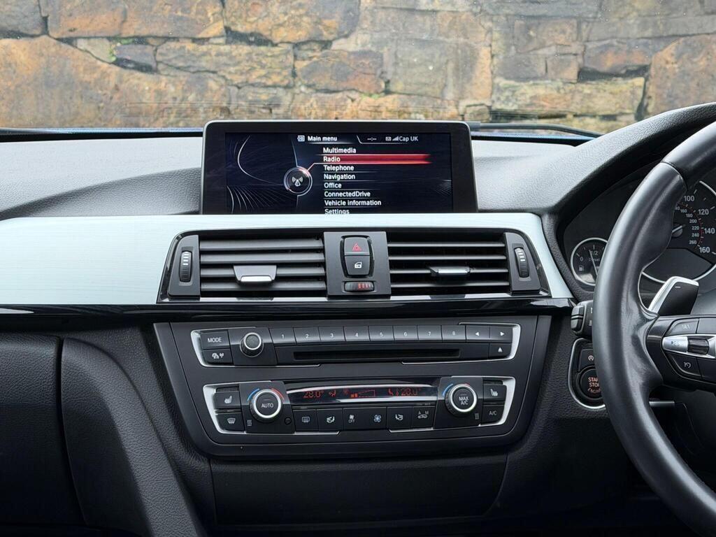 BMW 3 Series view 31