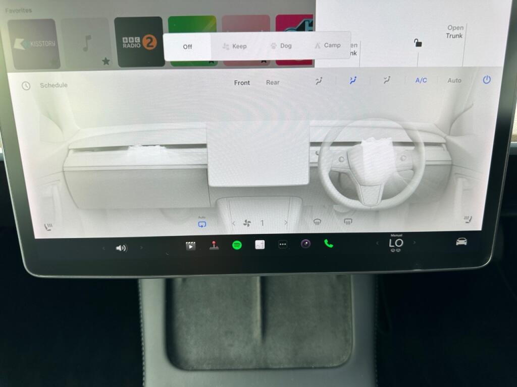 Tesla Model 3 view 20