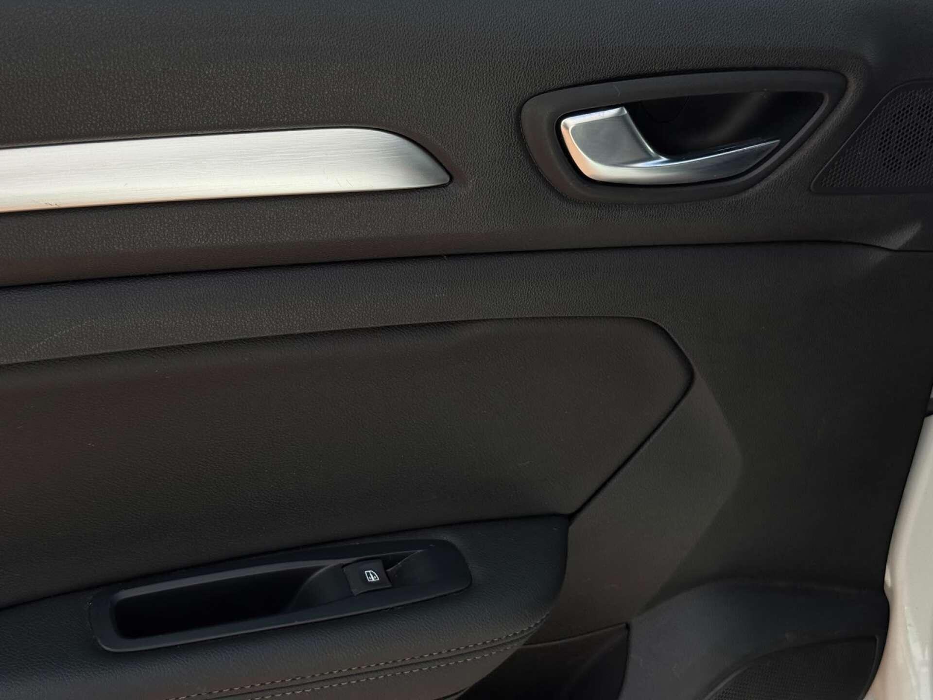 Renault Megane view 38