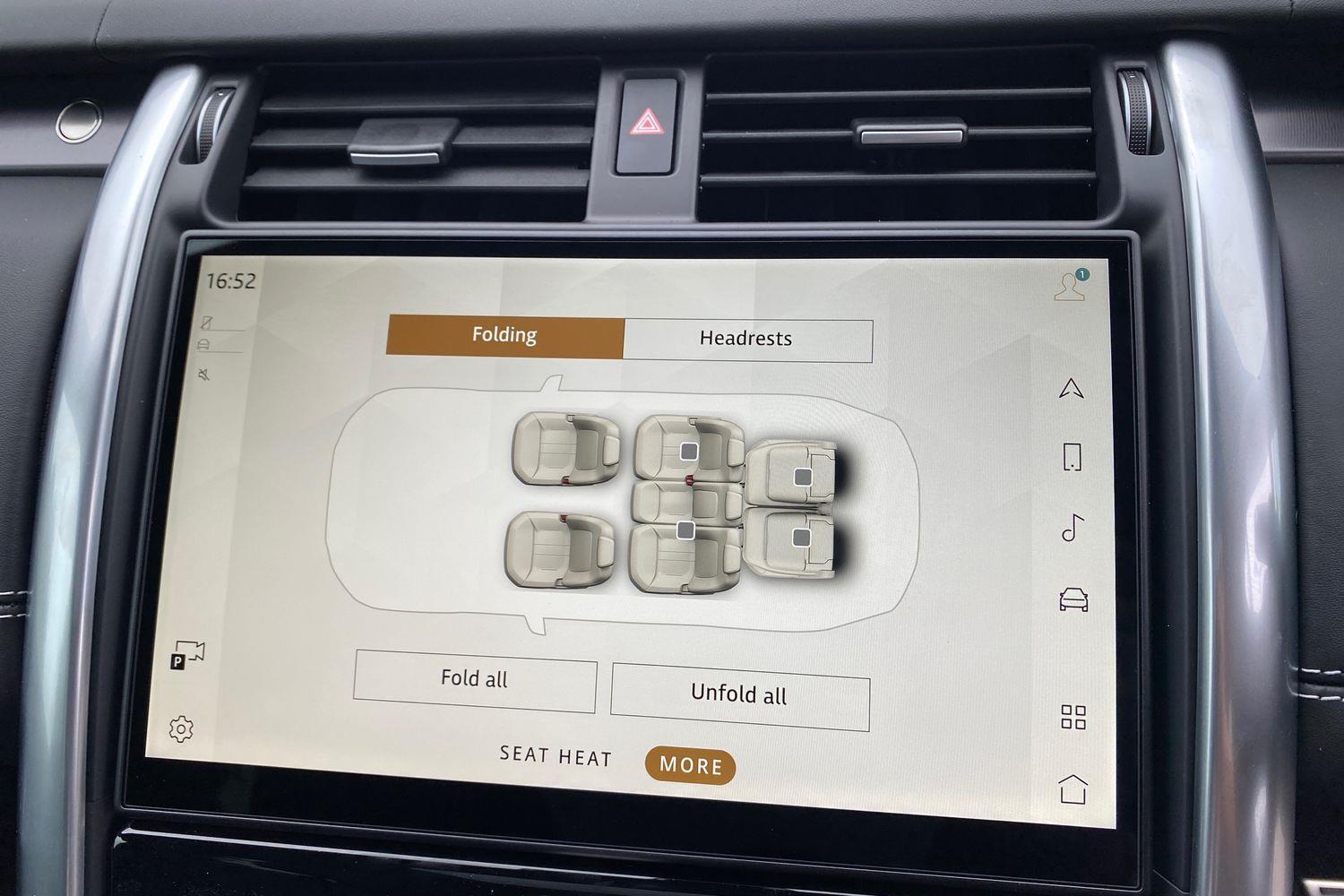 Land Rover Discovery view 30
