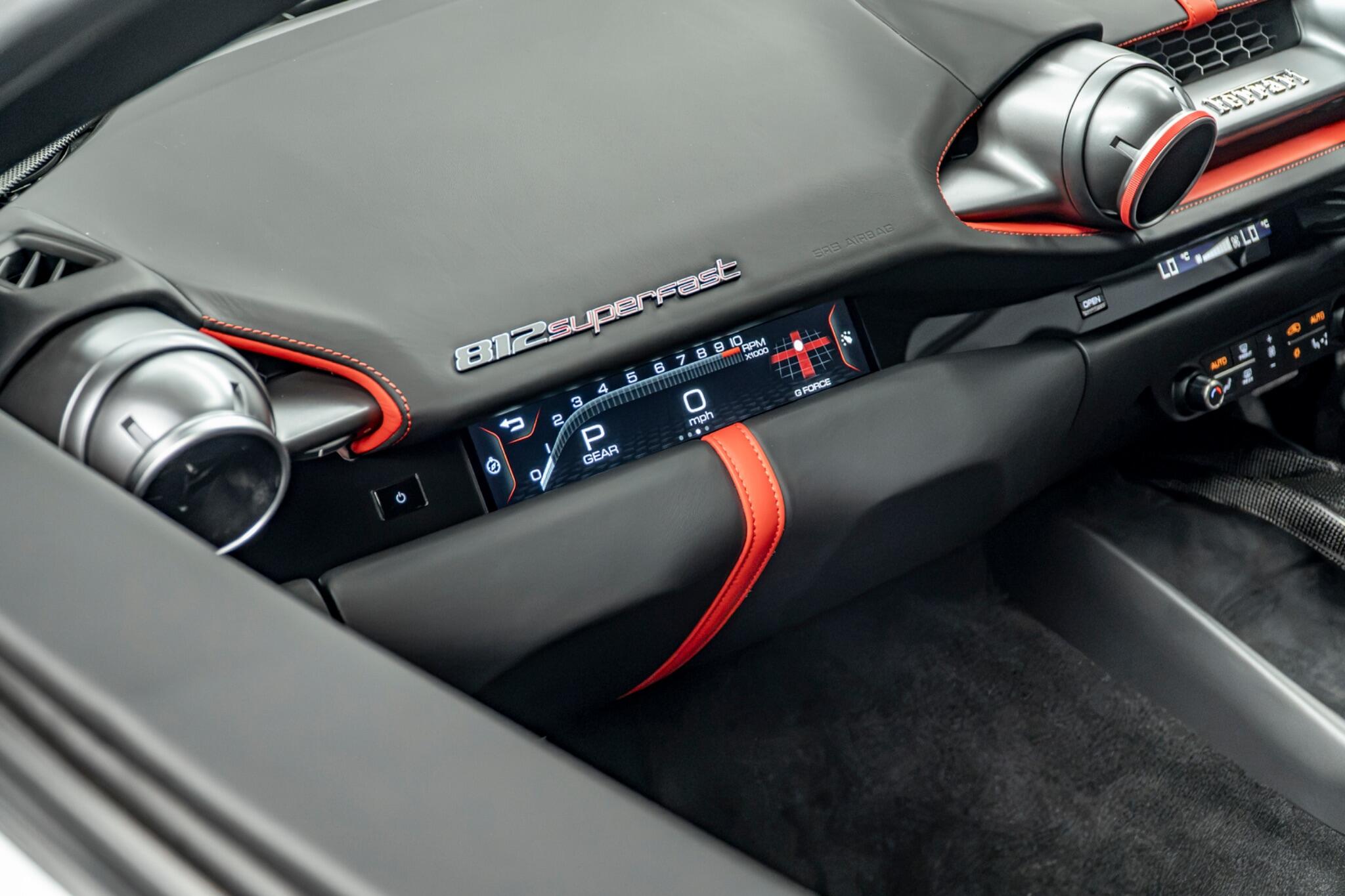 Ferrari 812 view 37
