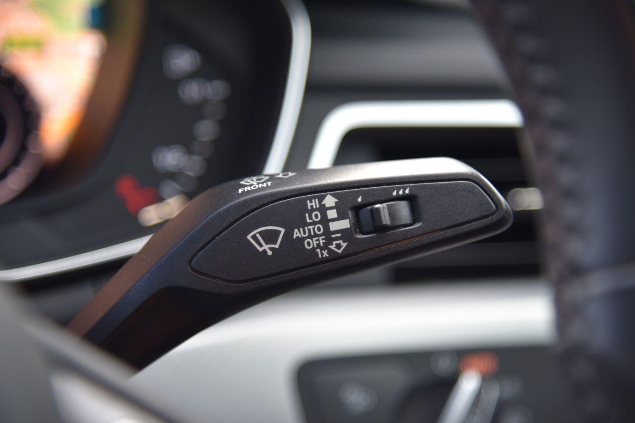 Audi A4 view 32