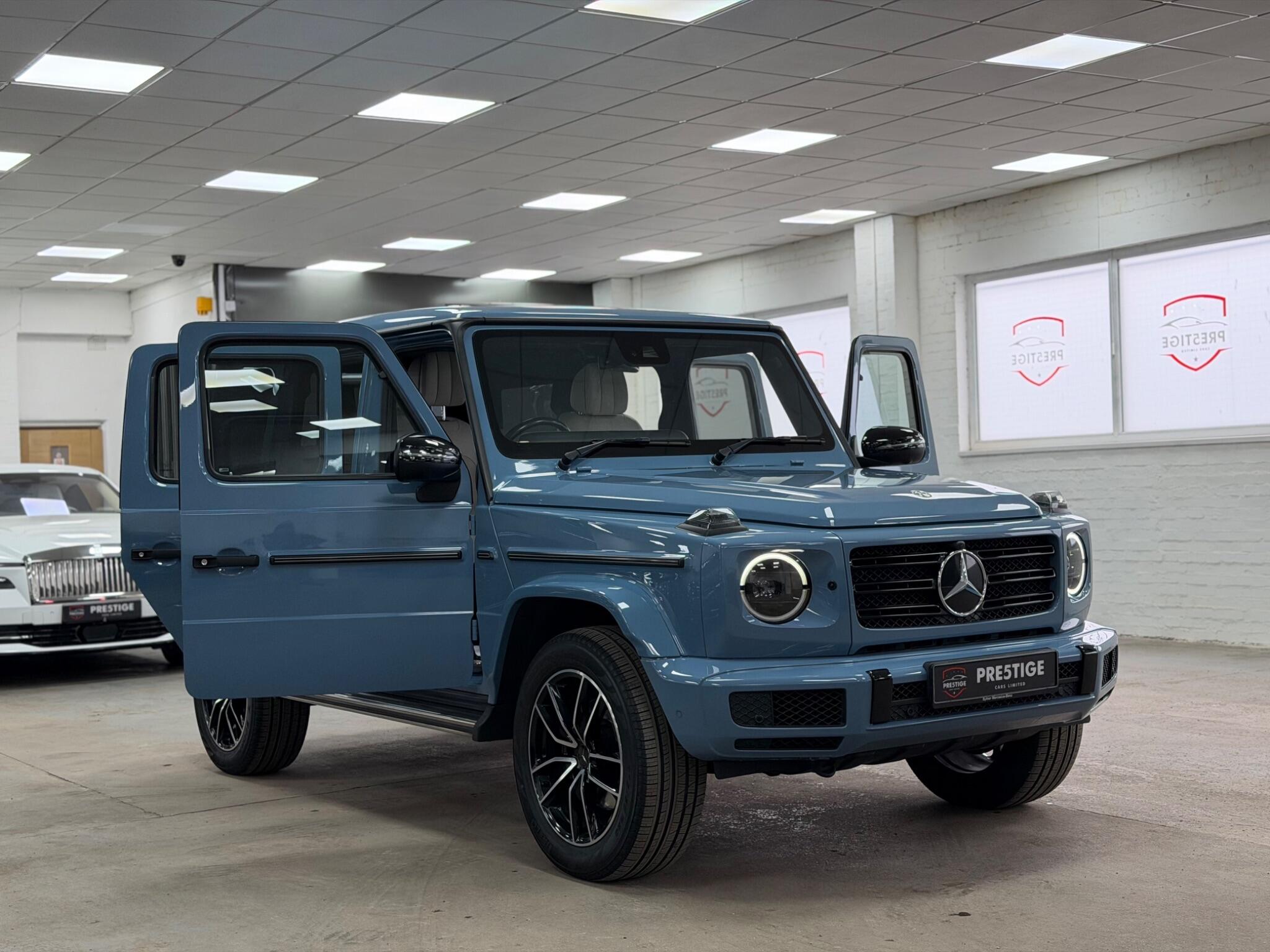 Mercedes-Benz G-Class view 71