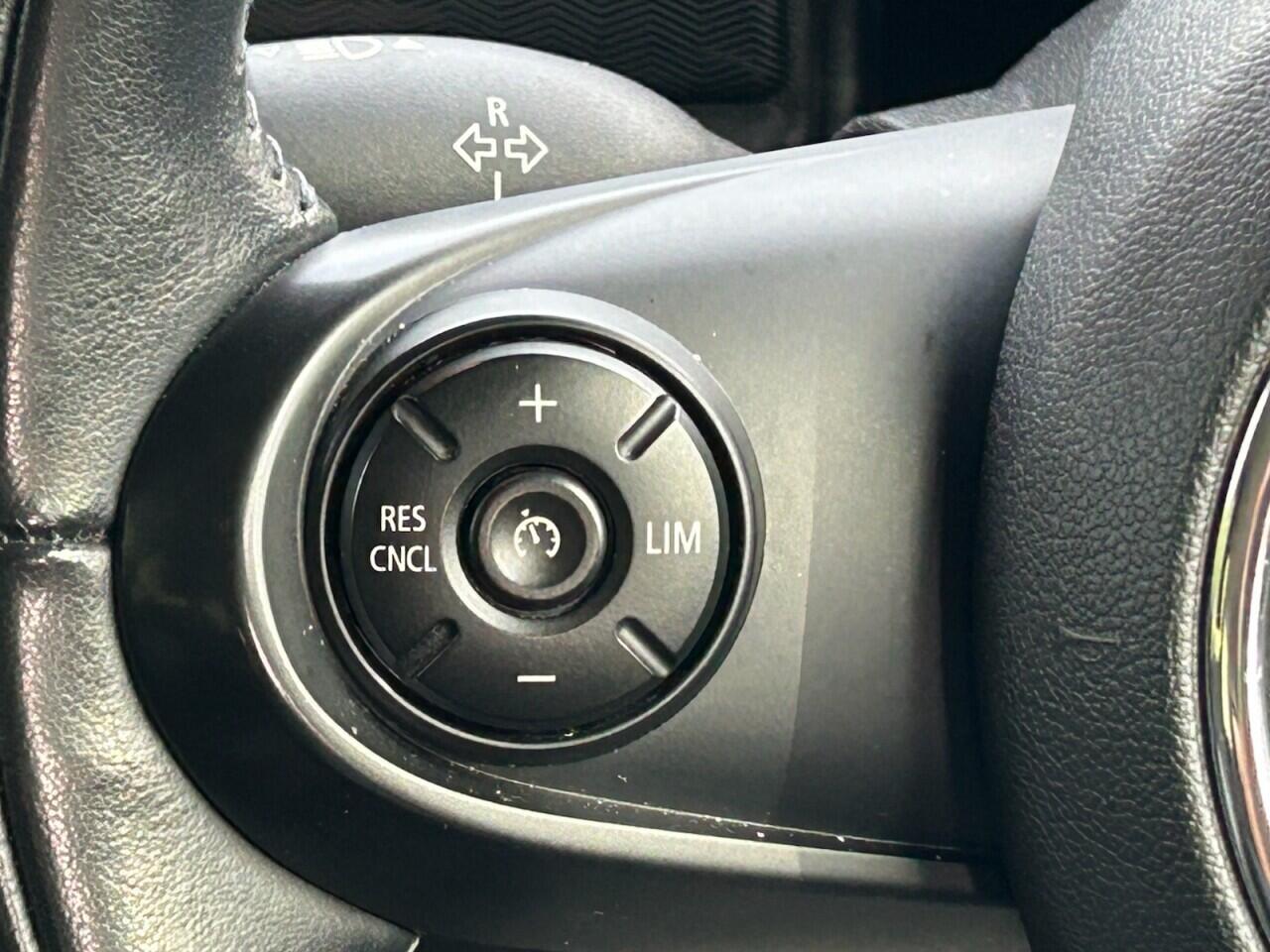 Mini Clubman view 26