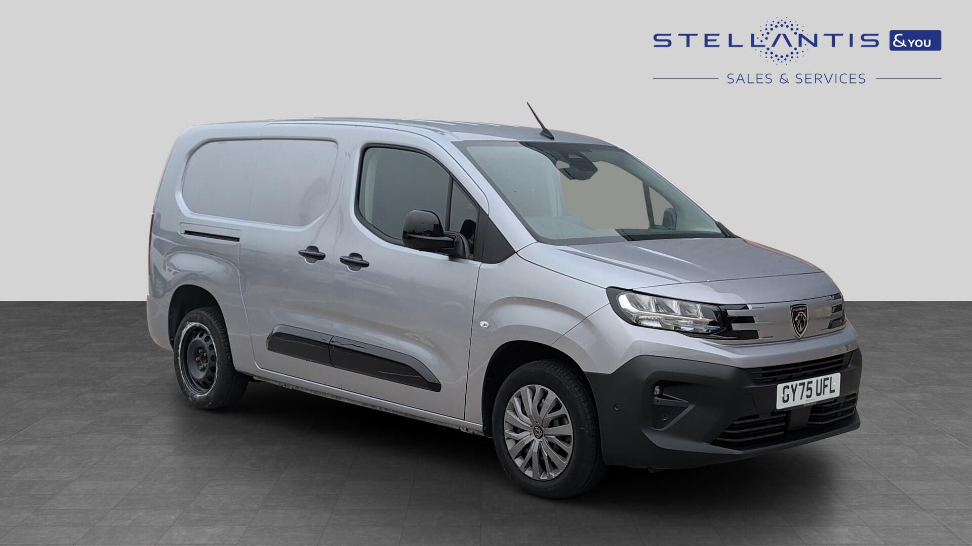 2025 Peugeot Partner