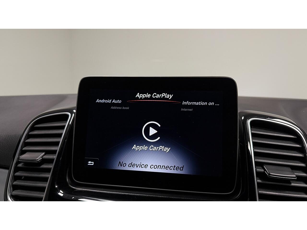 Mercedes-Benz Gle view 28