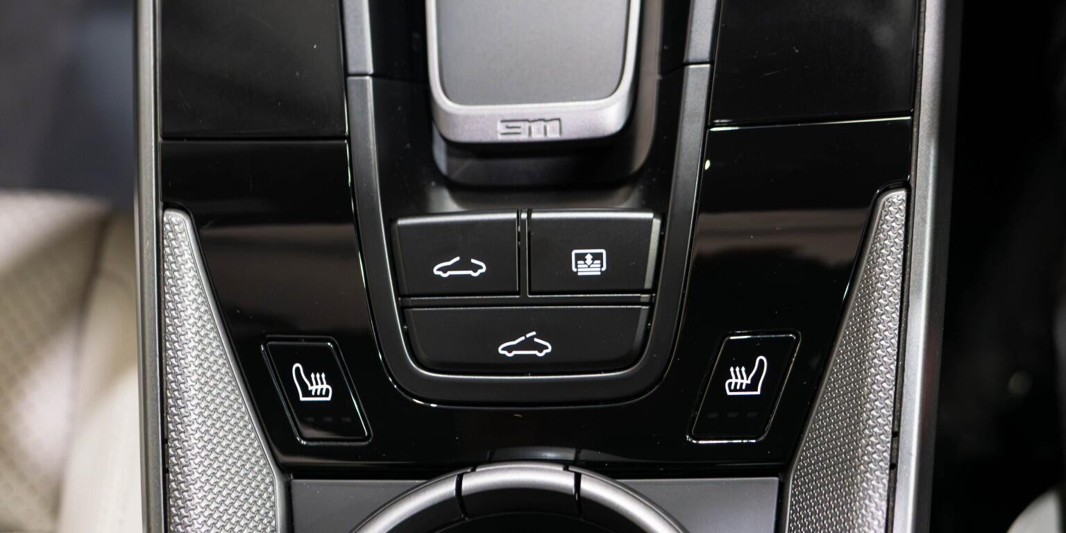 Porsche 911 view 43
