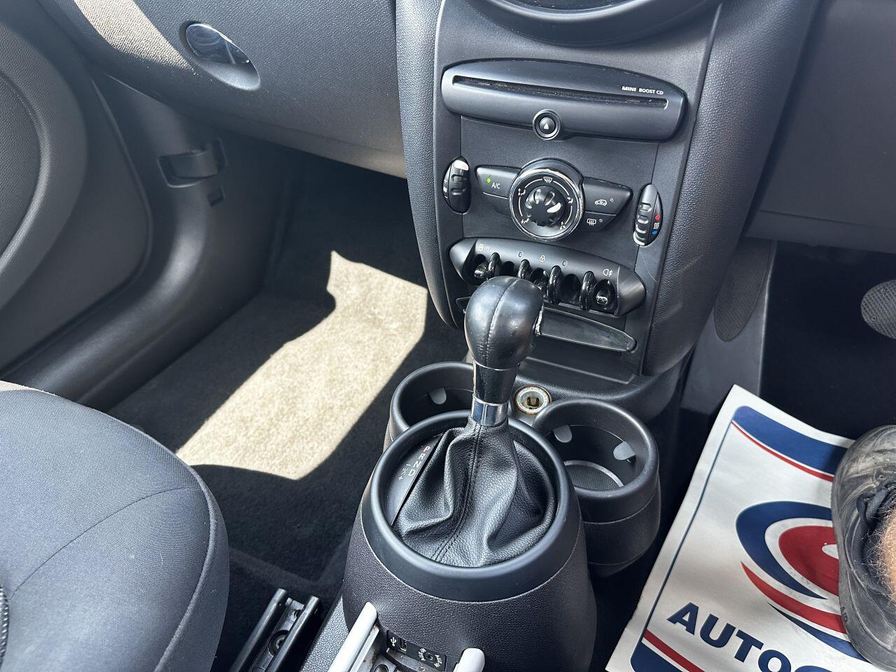 Mini Countryman view 30