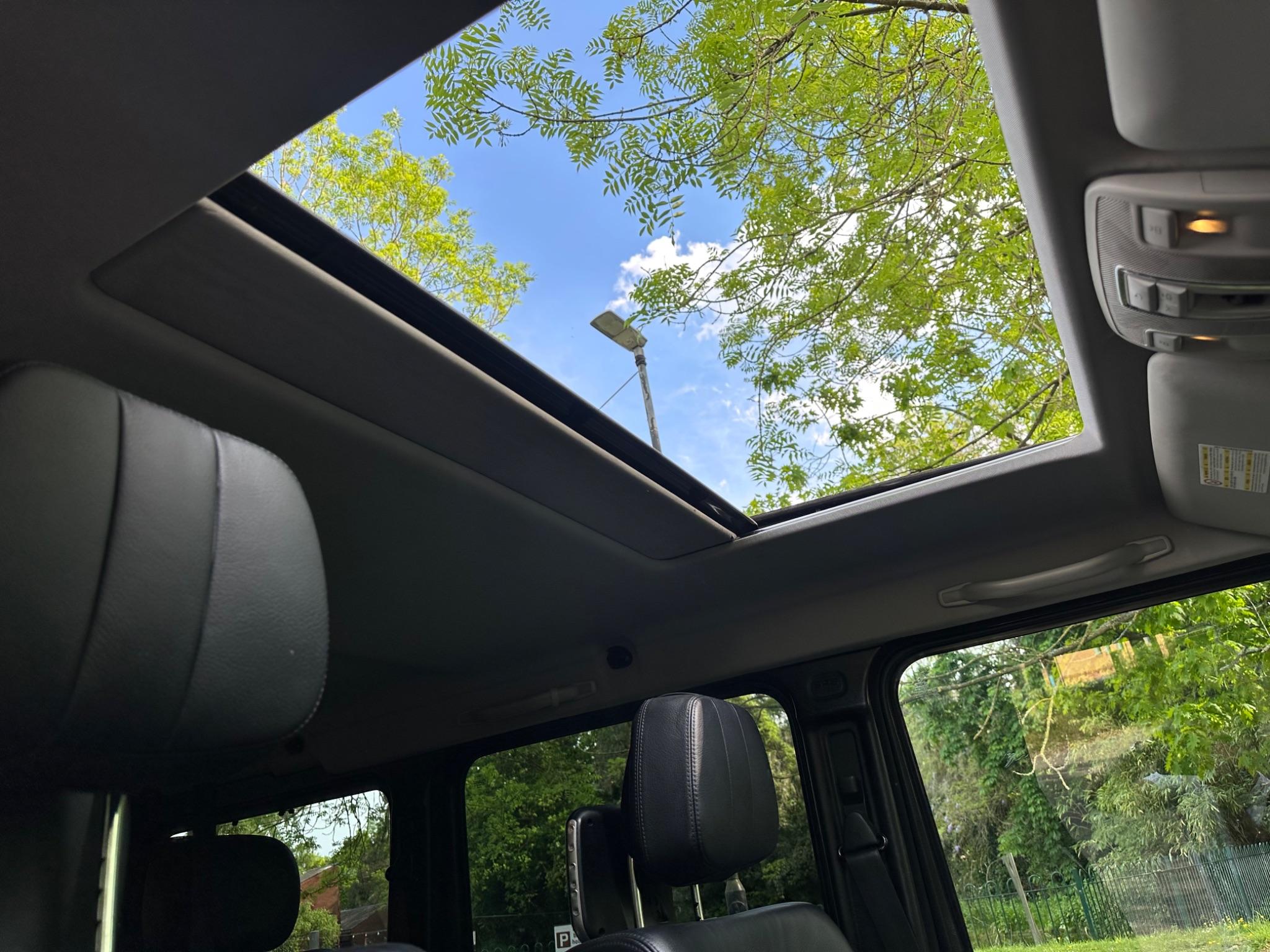 Mercedes-Benz G-Class view 19