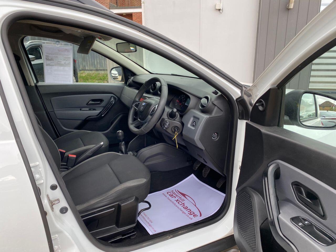 Dacia Duster view 11