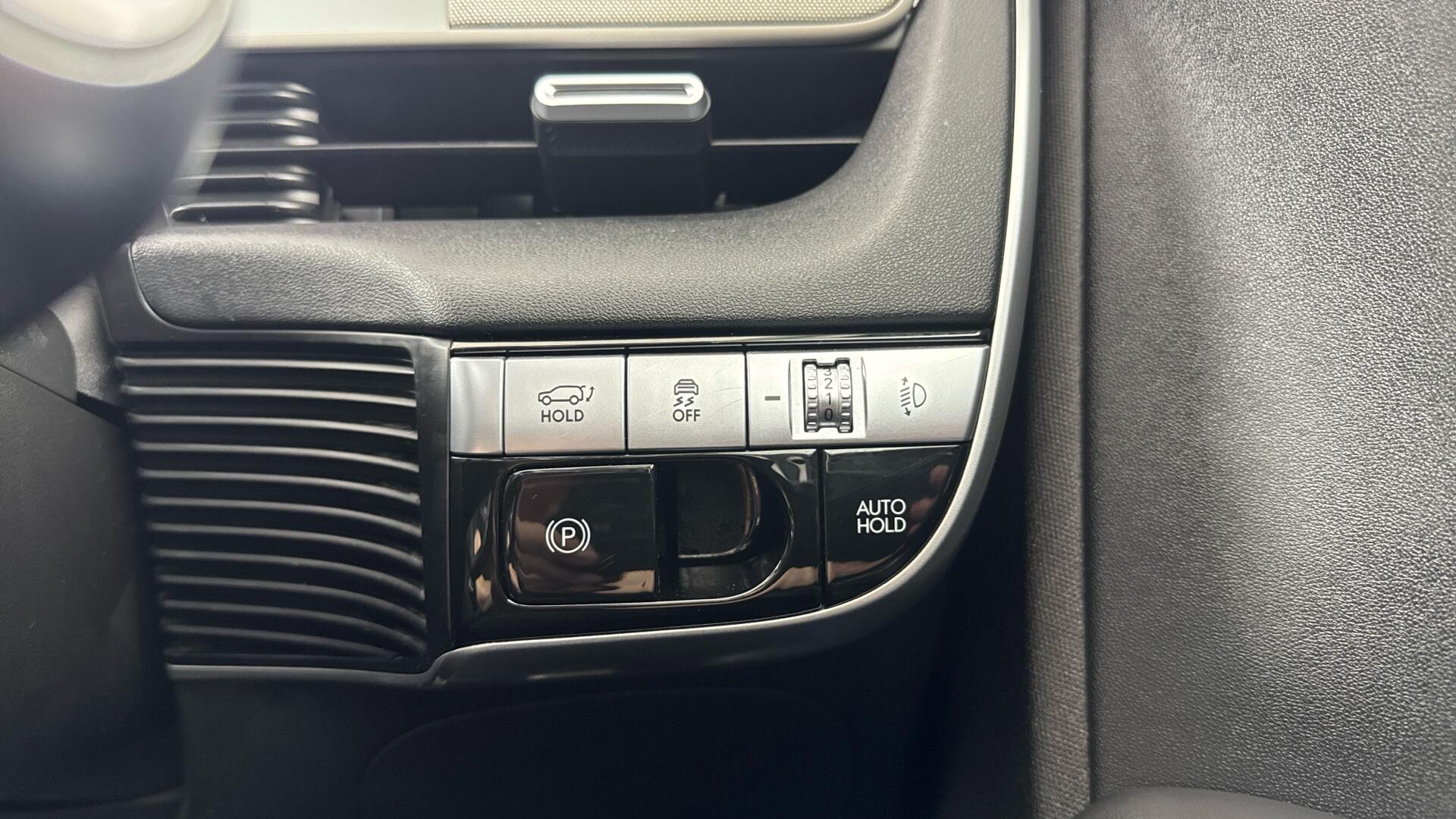 Hyundai Ioniq 5 view 46