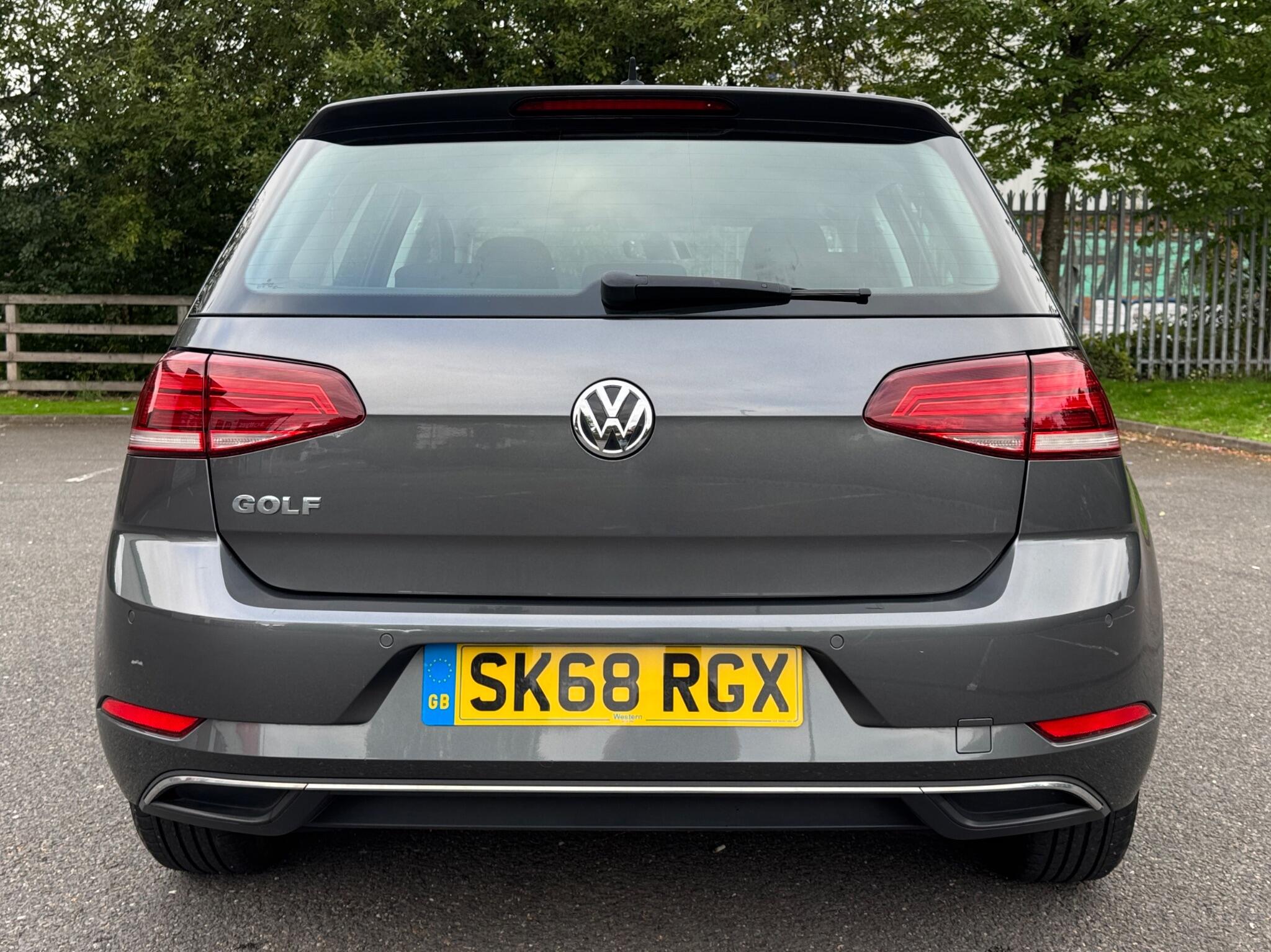 Volkswagen Golf view 7