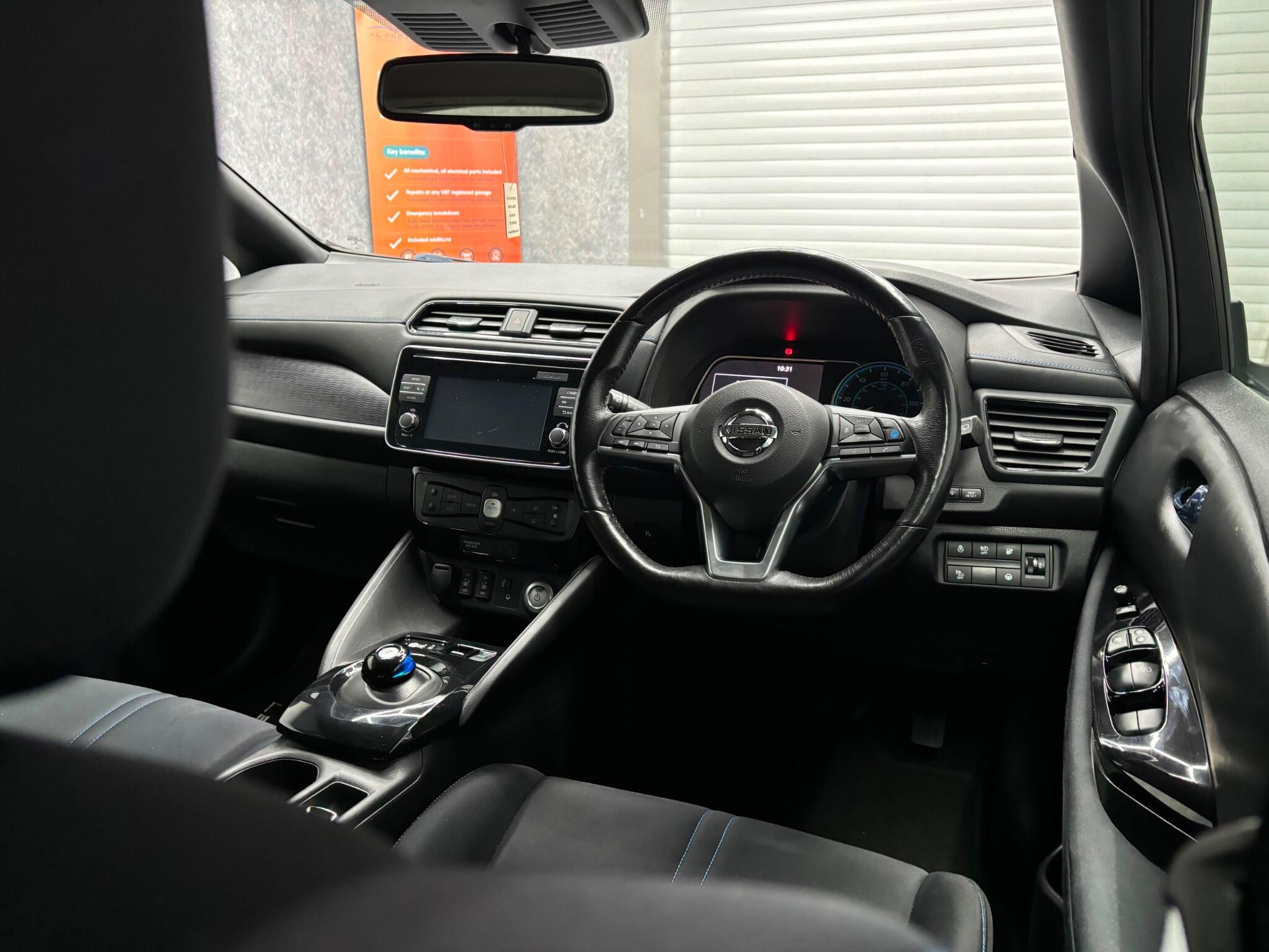 Nissan Leaf view 8