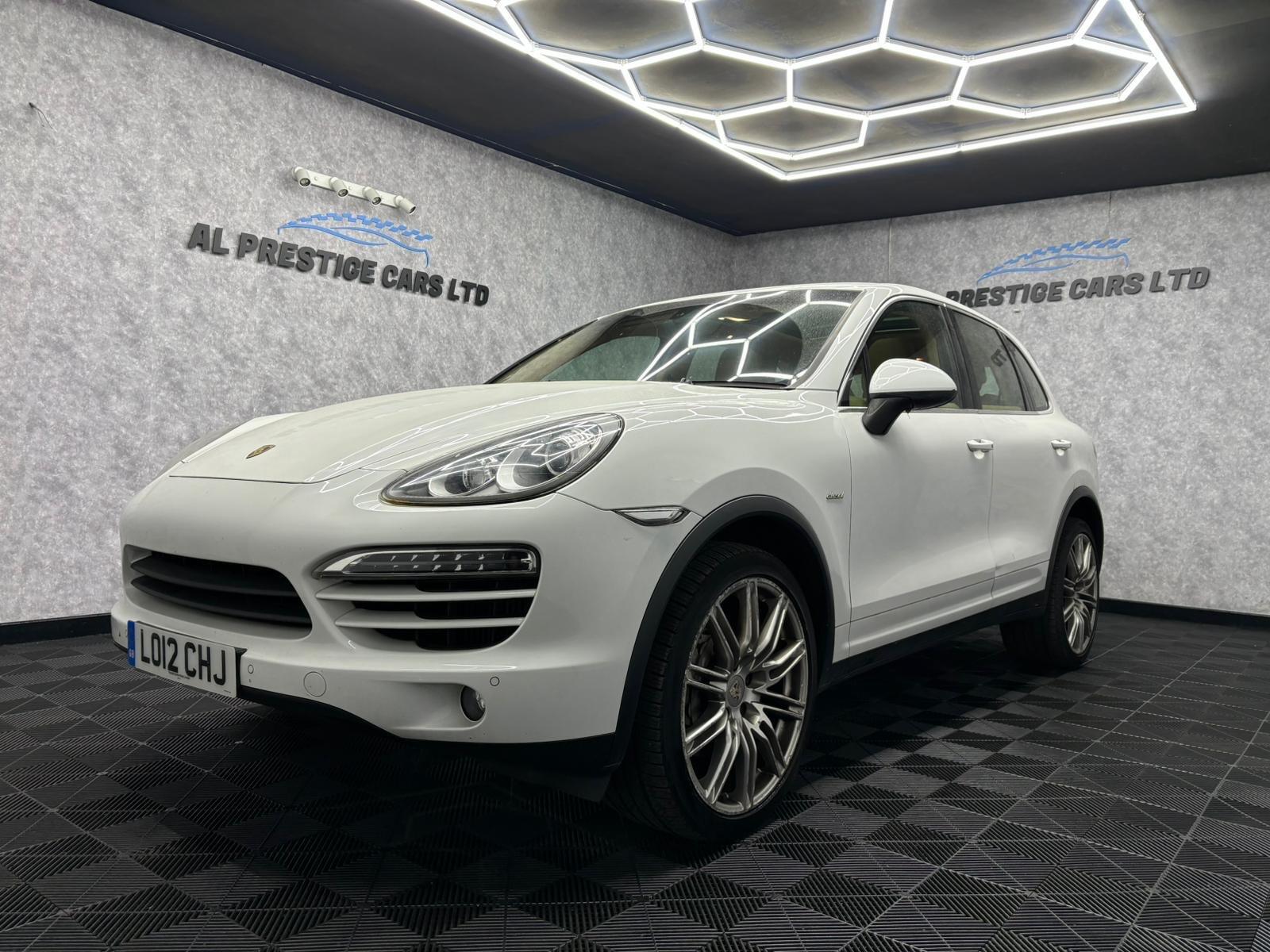Porsche Cayenne main image