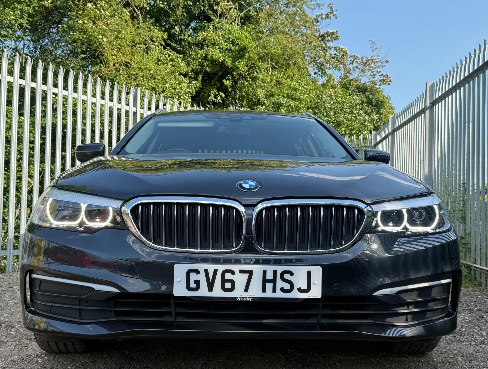 2017 BMW 5 Series image 7