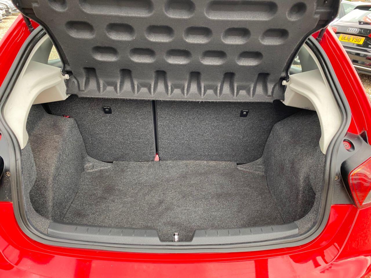 Seat Ibiza view 6