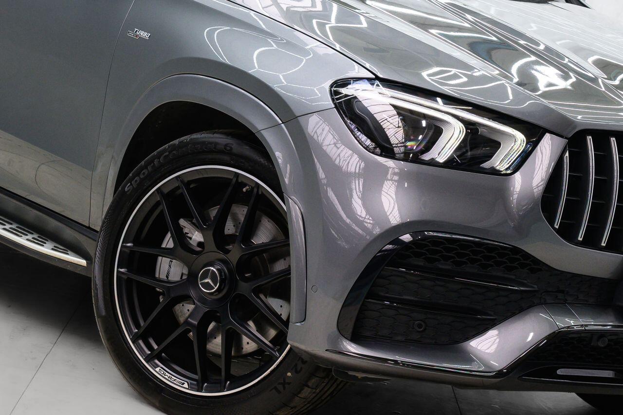 Mercedes-Benz GLE view 2