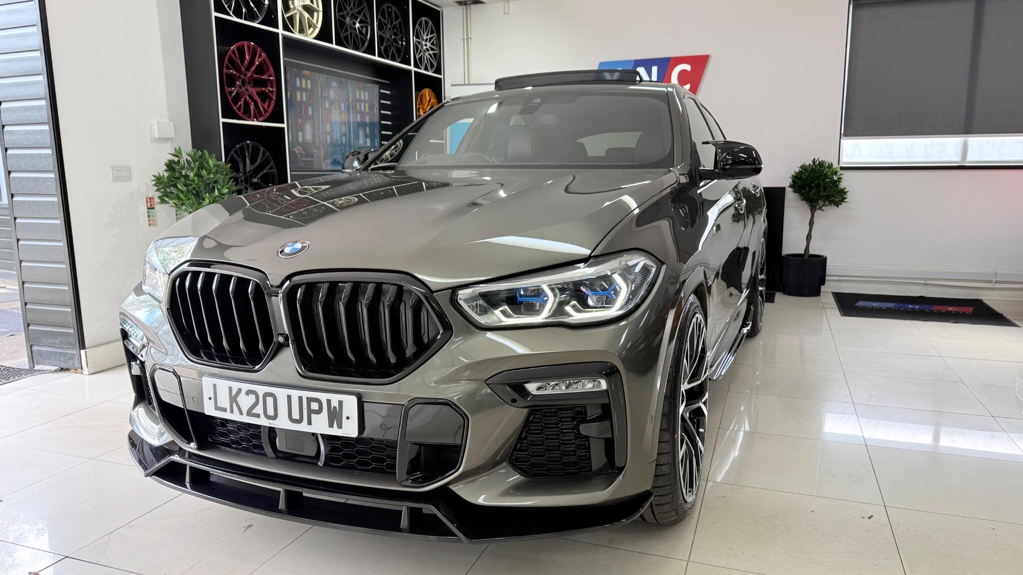 BMW X6 view 64