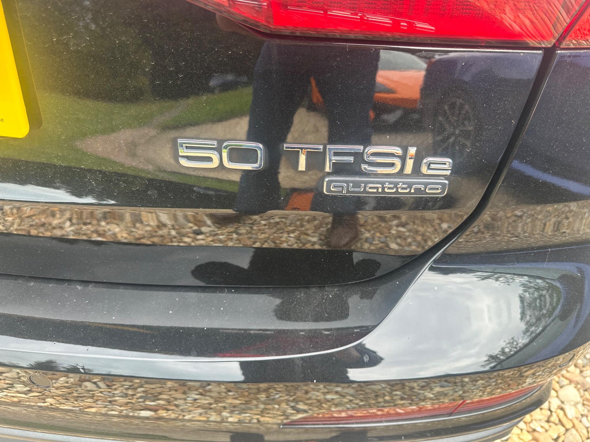 Audi A6 view 5