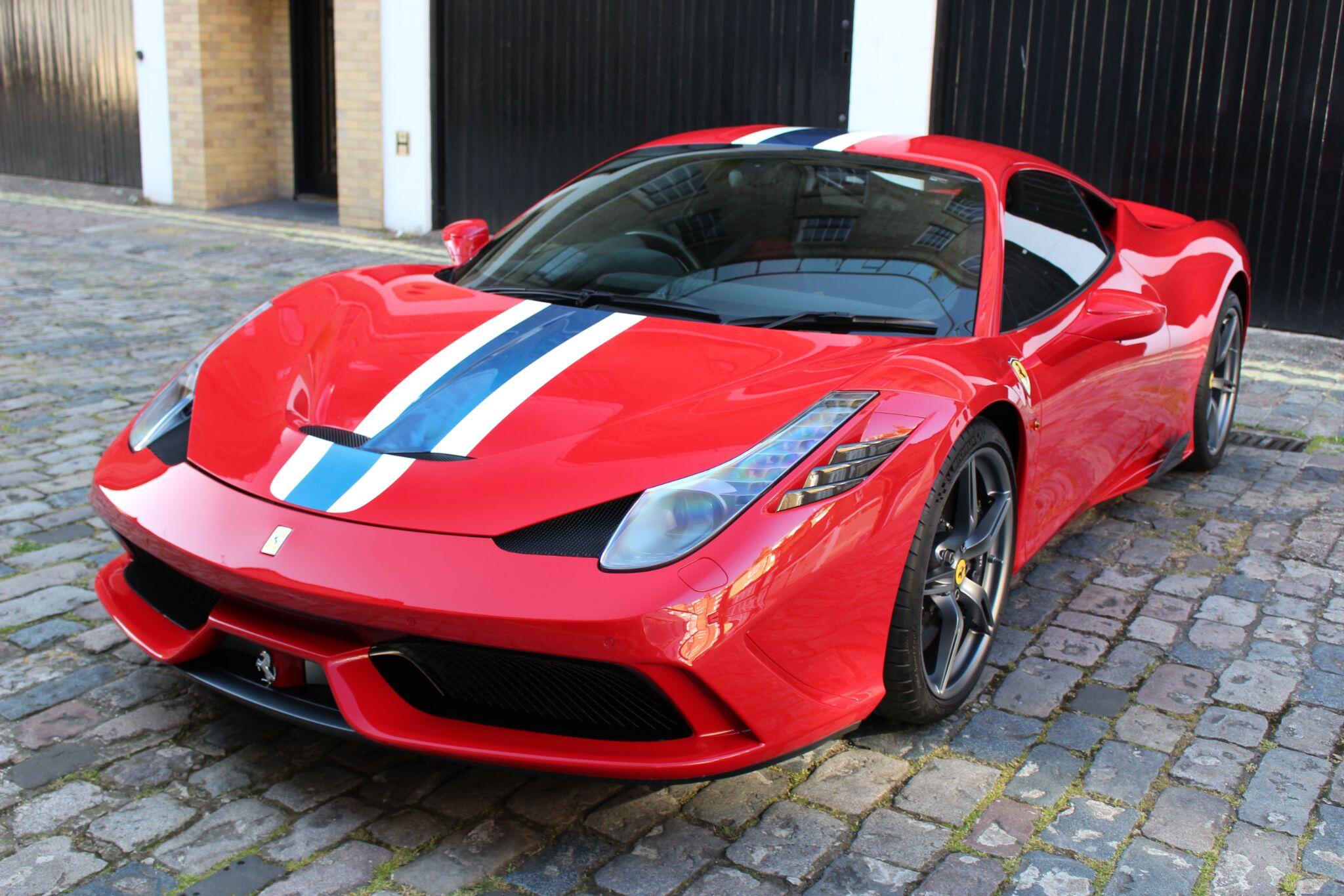 Ferrari 458 view 3
