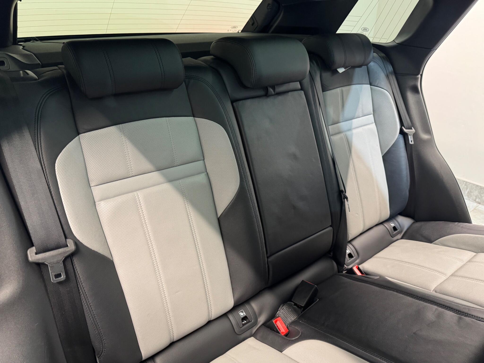 Land Rover Range Rover Evoque view 58