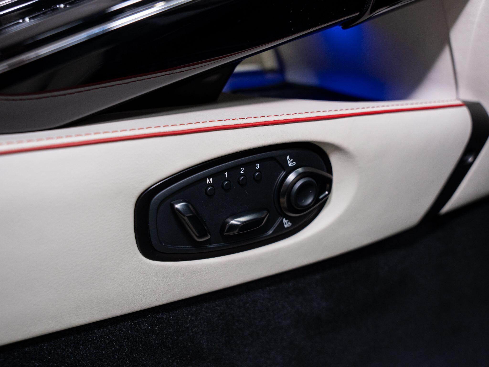 Aston Martin Vantage view 10