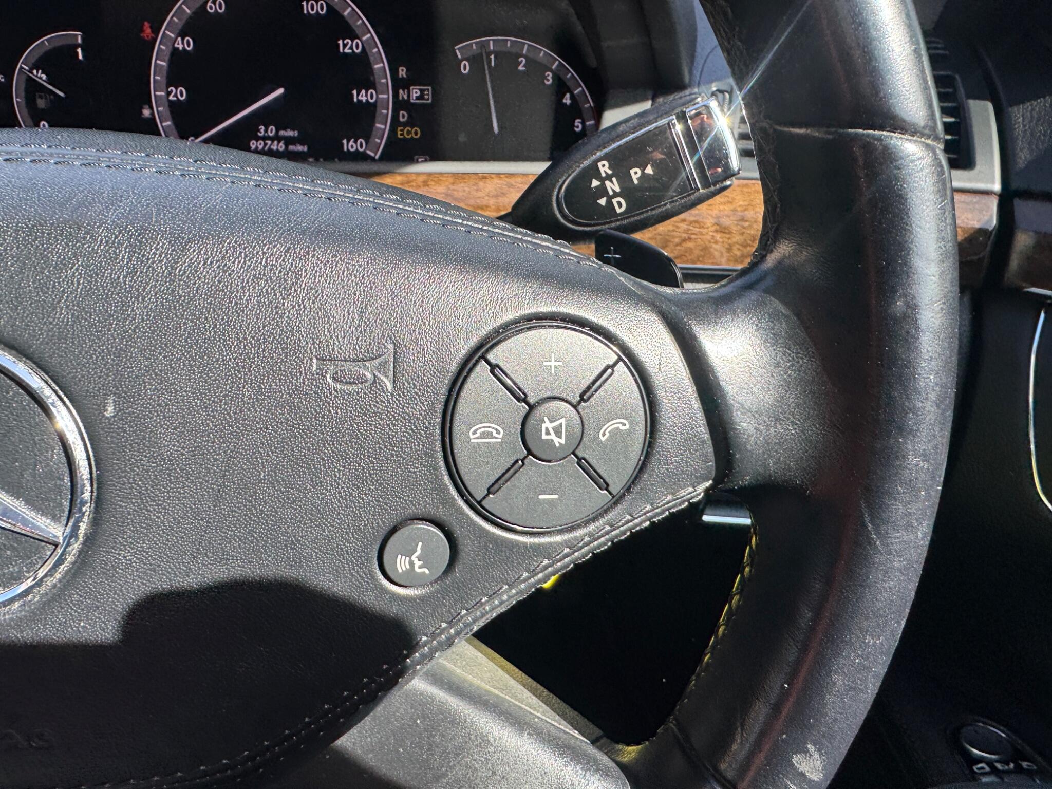 Mercedes-Benz S-Class view 37