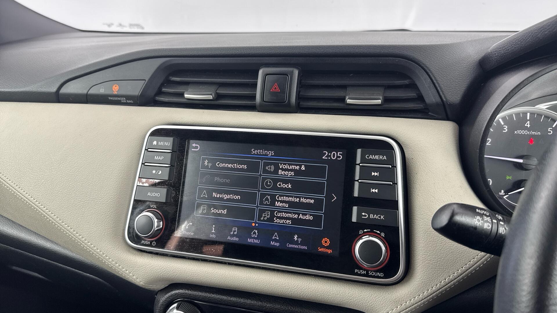 Nissan Micra view 28